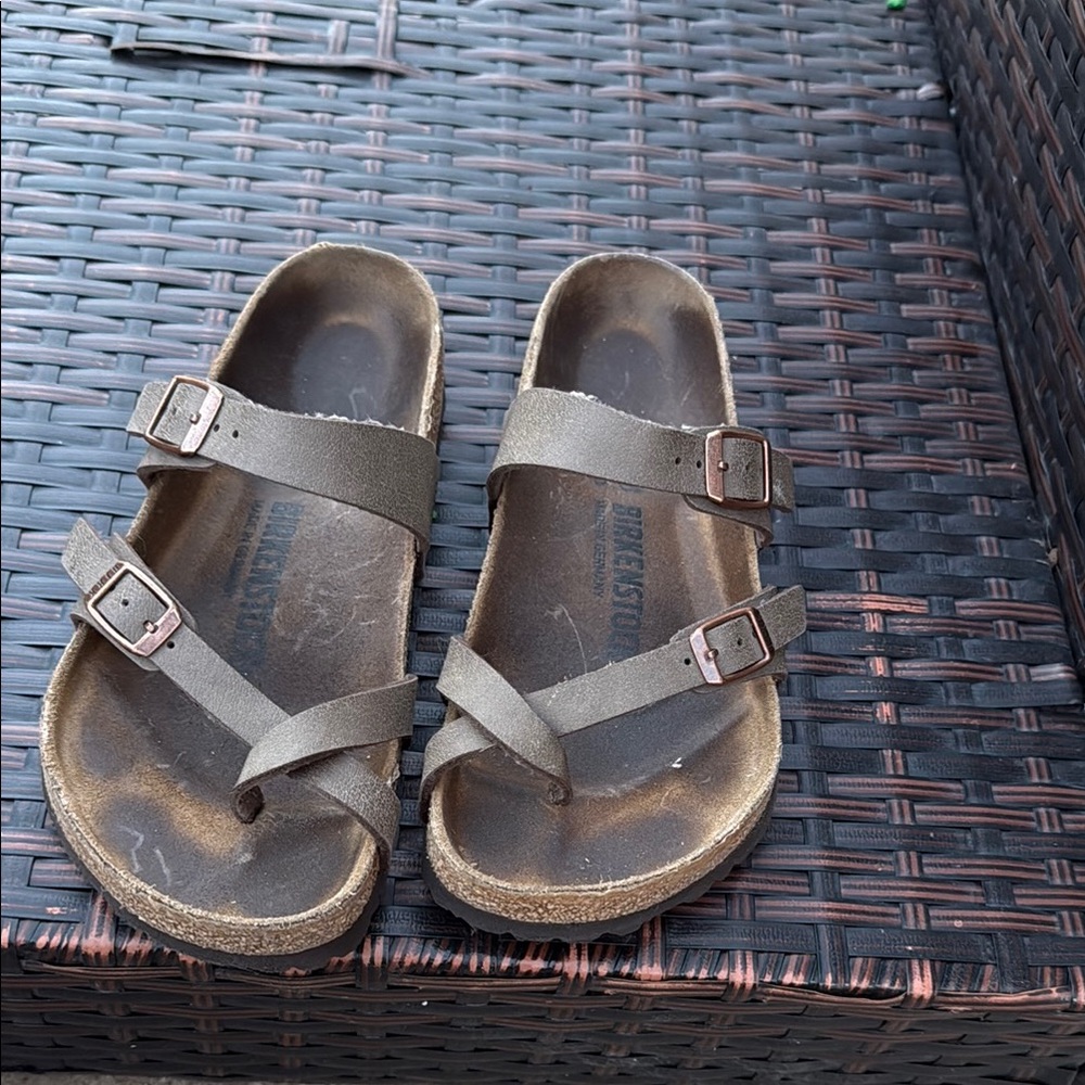 Birkenstock Brown Sandals Comfortable Two-Strap Design